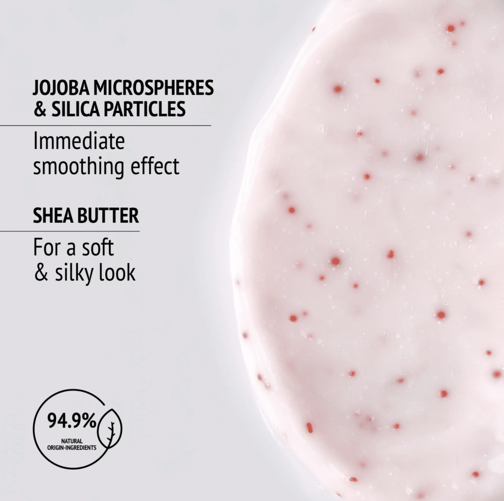 Hydramemory Exfoliating Lip Scrub met jojoba microcapsules en sheaboter voor zachte exfoliatie en gehydrateerde lippen.